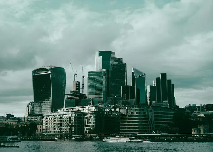 Leyton House - SleepylodgeHotel Londra